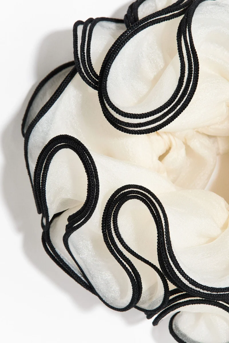 H&M Chiffon scrunchie